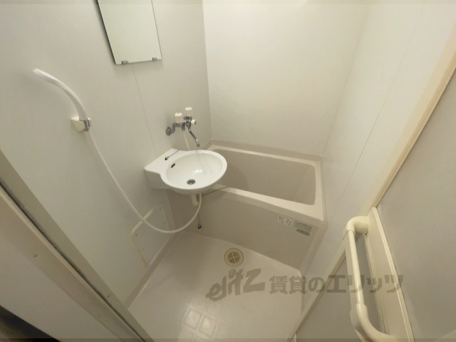 バス・シャワールーム　ユニットバス