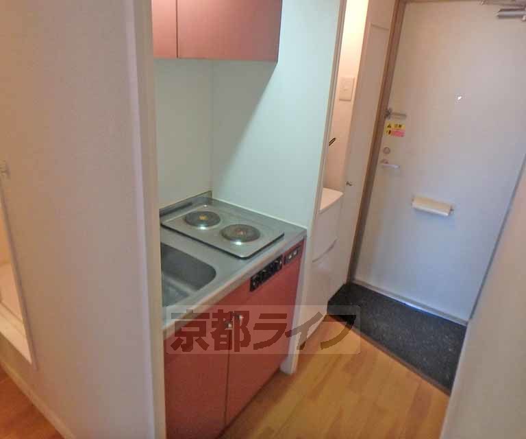 キッチン　一人暮らしにちょうどいいサイズ