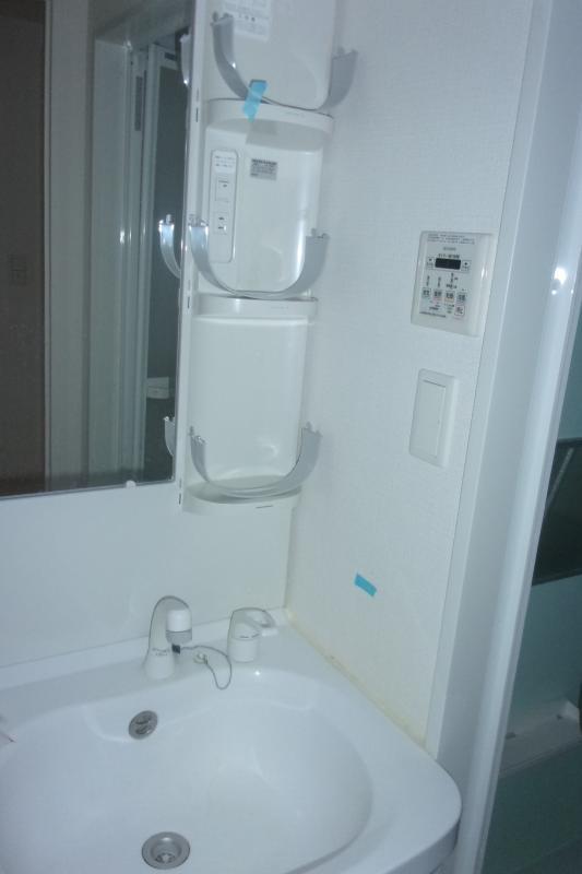 洗面設備　脱衣スペースもあります