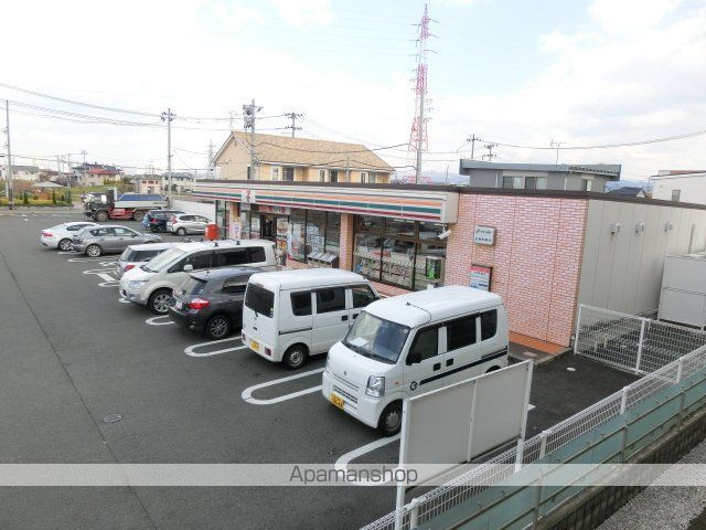 コンビニ　セブンイレブン（コンビニ）まで490m