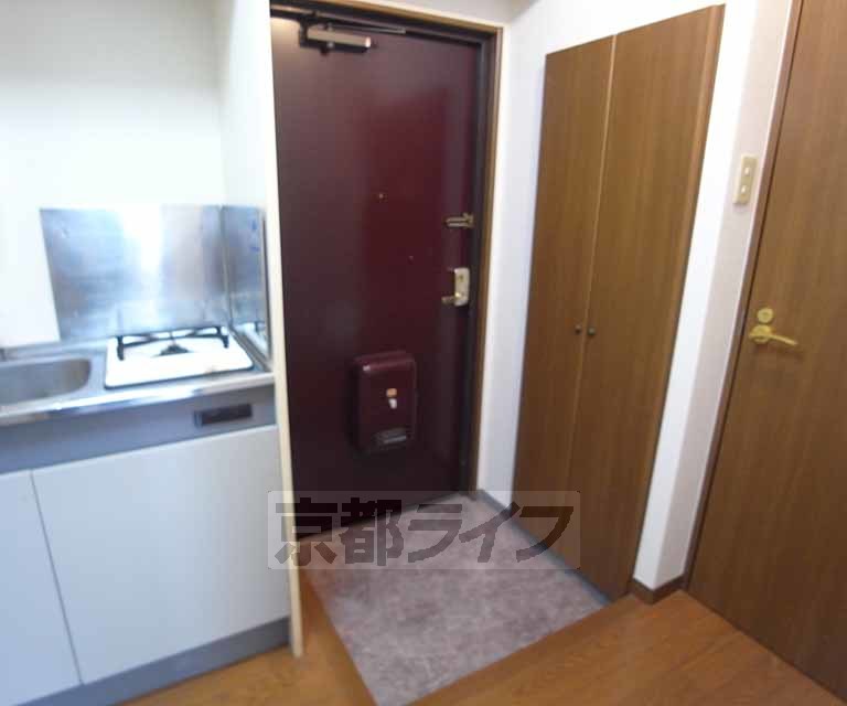 玄関　・お問い合わせは京都ライフ出町柳店まで・