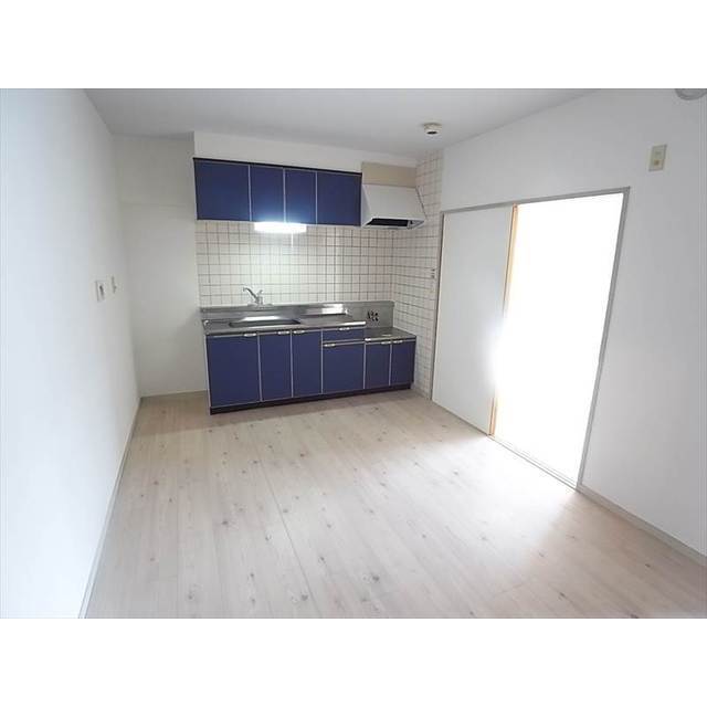 居室・リビング　別号室の参考写真です