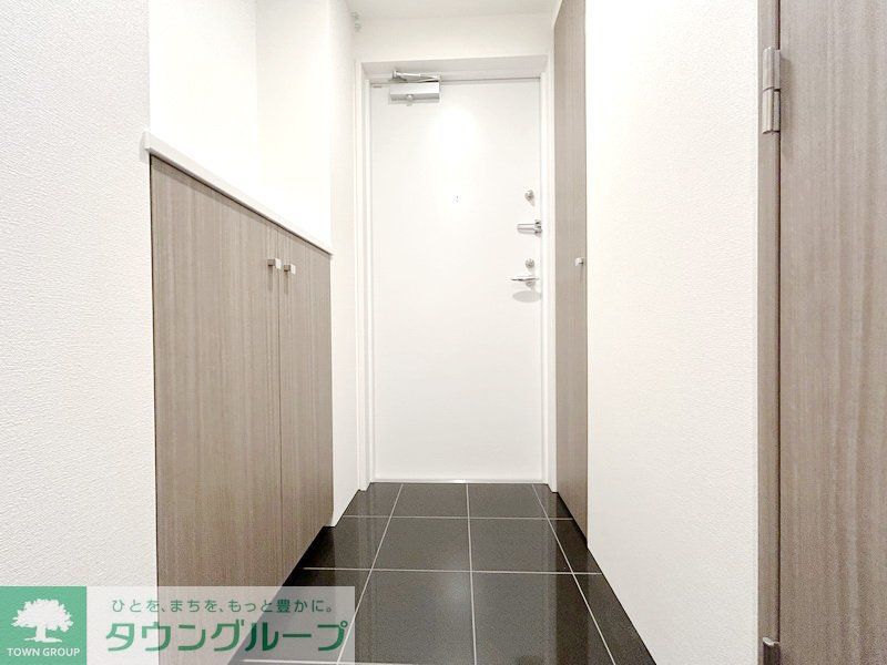 玄関　お部屋探しは株式会社　タウンハウジング　までお気軽にお問合…