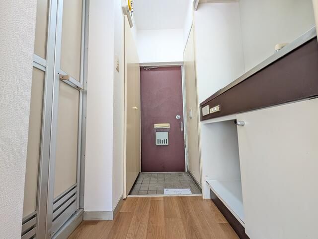 玄関　別号室参考写真(反転)