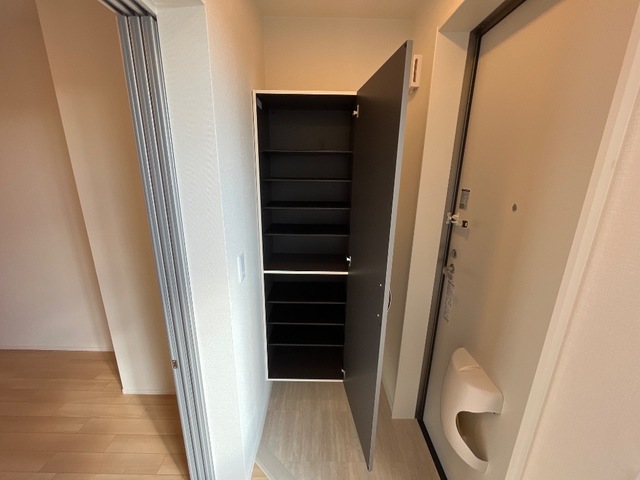 玄関　シューズボックス付き玄関です！