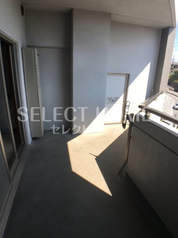 バルコニー　バルコニーがあります 同型タイプ