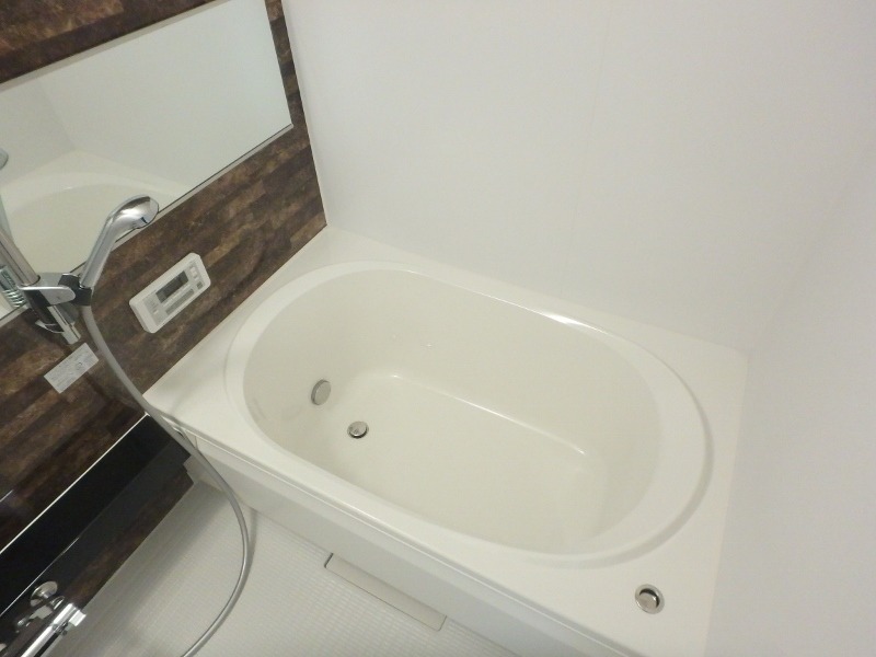 バス・シャワールーム　図面と現状に相違がある場合には現状を優先