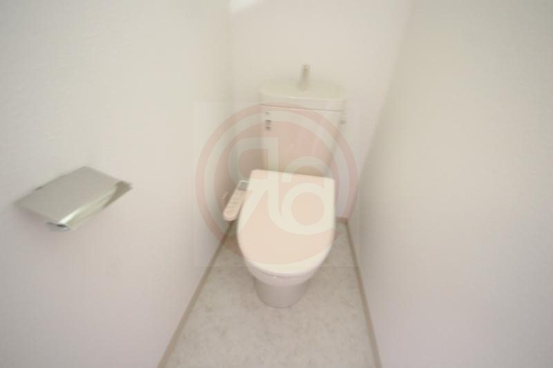 トイレ　清潔感のあるトイレです