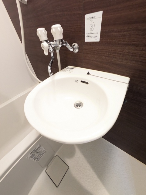 トイレ　温水洗浄便座付き♪