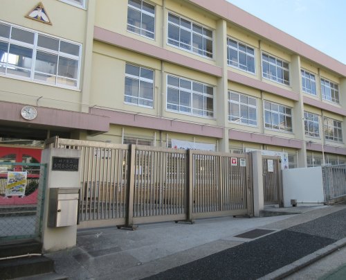 小学校　神戸市立多聞台小学校（小学校）まで1522m