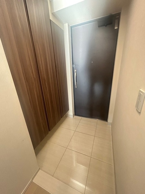 玄関　シューズボックス、玄関収納あり