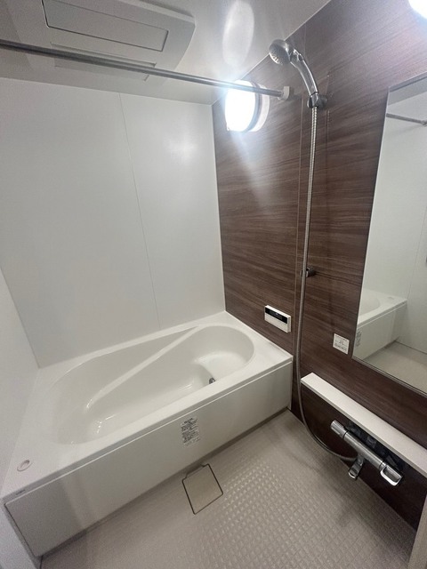 バス・シャワールーム　浴室乾燥機付き