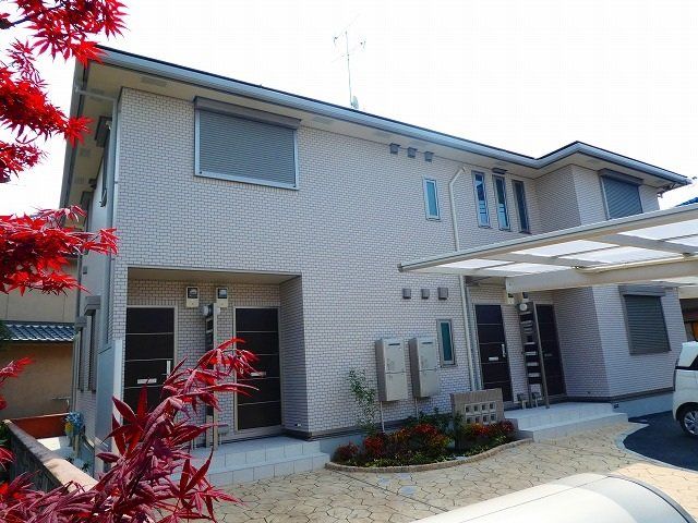 近鉄けいはんな線 吉田駅 徒歩16分 2階建 築9年の外観写真