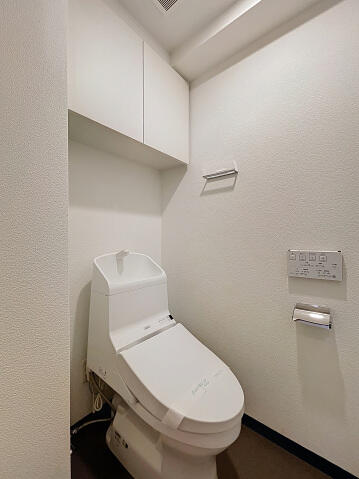 トイレ　※同タイプ参考写真