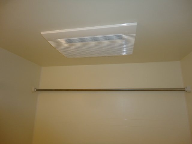 その他設備　浴室乾燥機