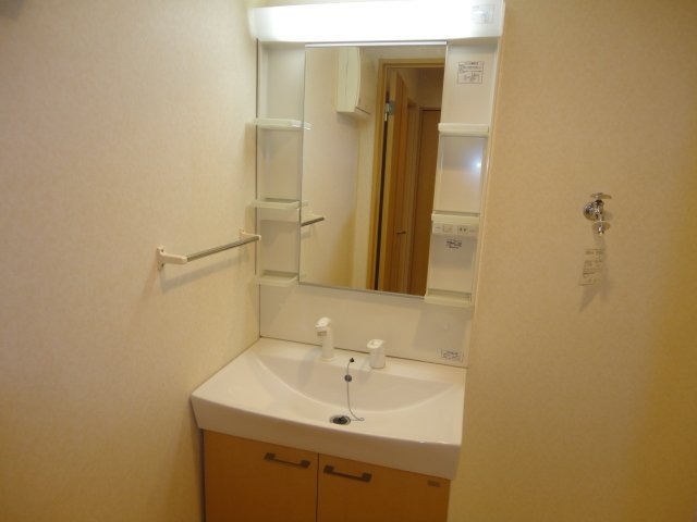 洗面設備　洗髪洗面化粧台