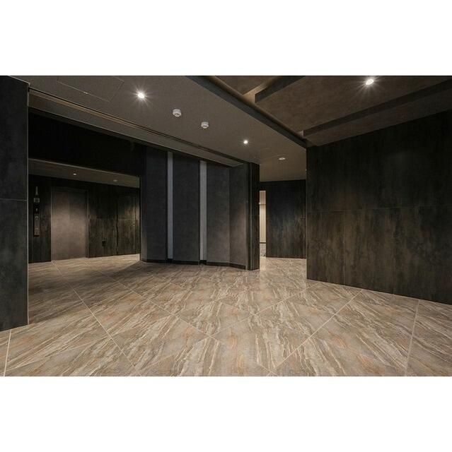 ロビー　落ち着いたロビーです