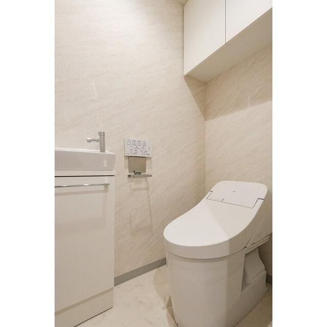 トイレ　清潔感のあるトイレです