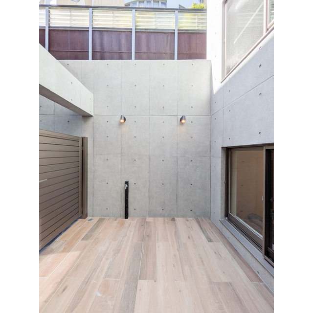 バルコニー　プライベートガーデン