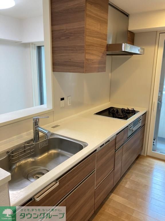 キッチン　別部屋参考写真です