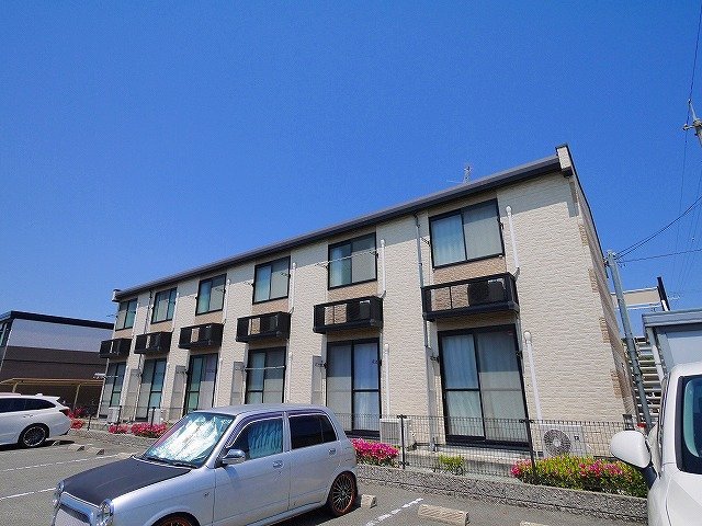 建物外観　外観は落ち着いています