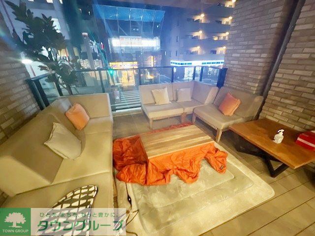 バルコニー　バルコニー