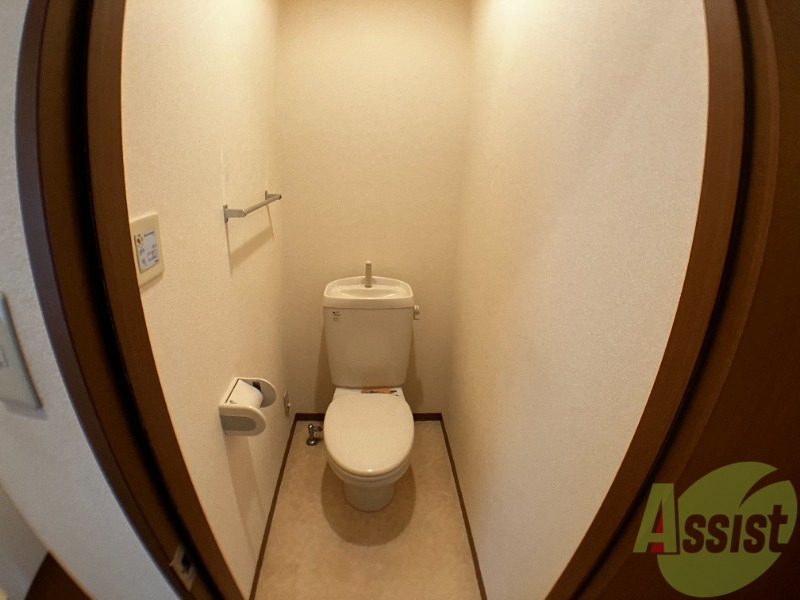 トイレ　トイレはウォシュレット機能付き。シャワートイレは日本の宝。