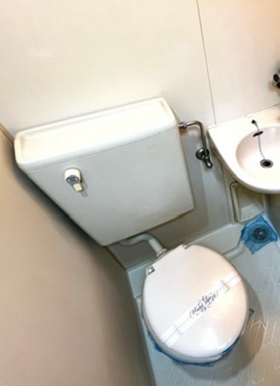 トイレ　別号室写真