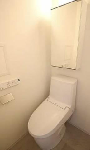 トイレ　※別部屋参考写真