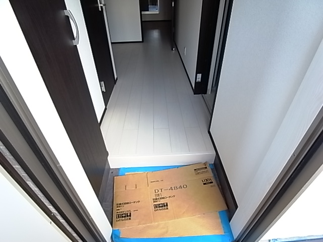 玄関　※新築物件につき同一施工会社の物件のイメージ写真です。