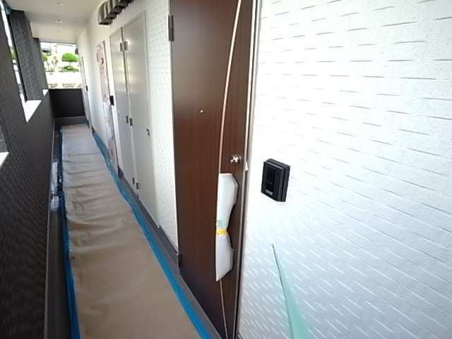 エントランス　※新築物件につき同一施工会社の物件のイメージ写真です。