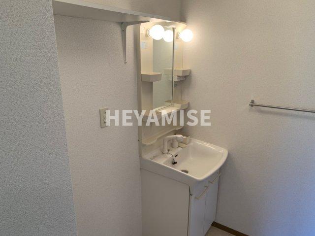 洗面設備　※室内画像は別号室のもの