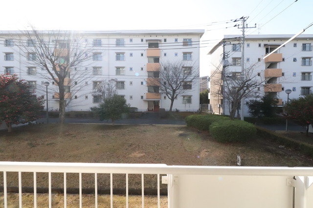 眺望　緑豊かな閑静な住宅街です