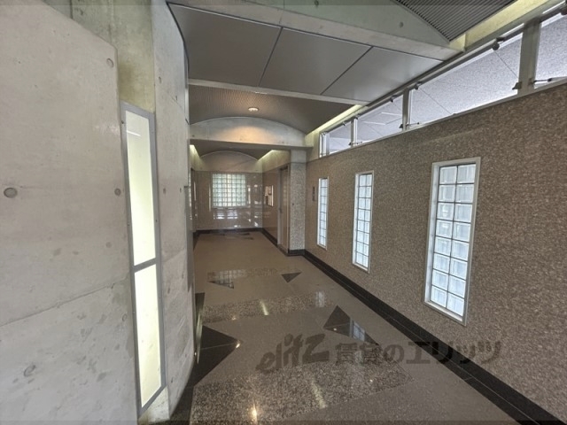 ロビー　ロビー