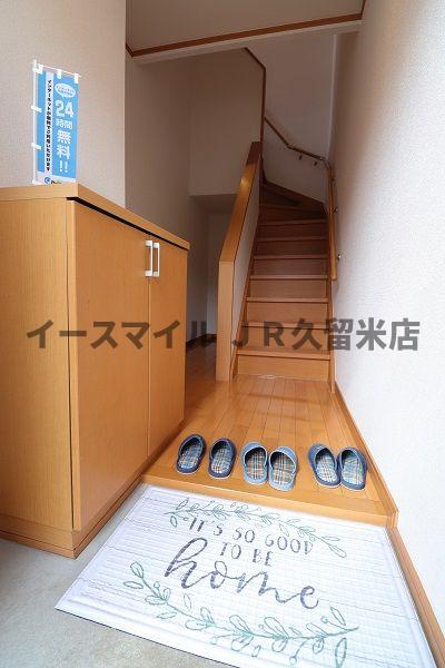 玄関　収納もある玄関です