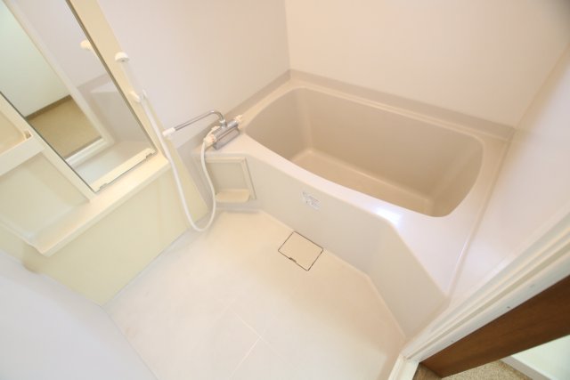 バス・シャワールーム　別室の参考写真です。※現況優先