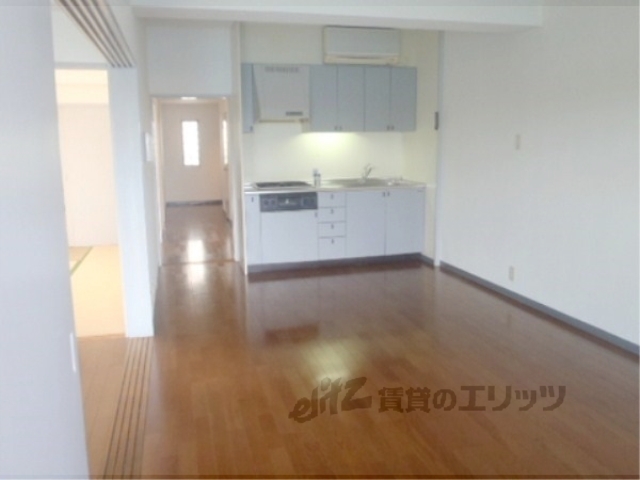 居室・リビング　リビング