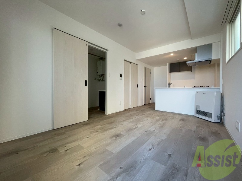 居室・リビング　広々としたリビングですね。使い勝手がよさそうですね！