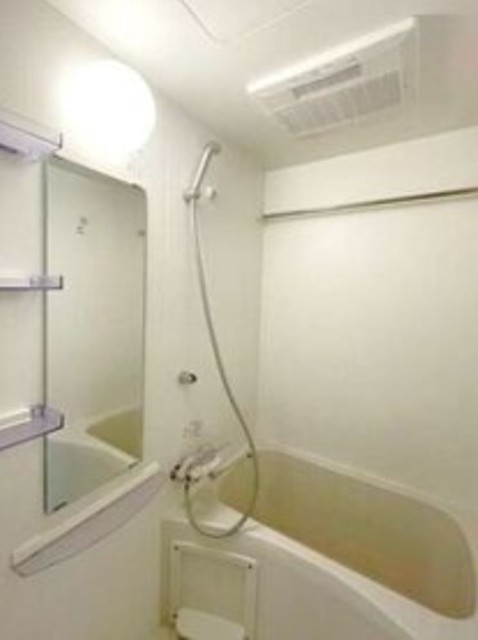 バス・シャワールーム　バスルーム