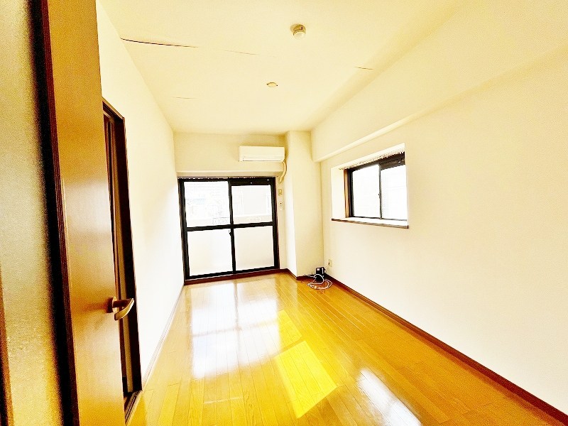 居室・リビング　★洋室7.2帖★