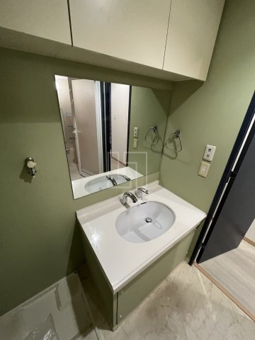 洗面設備　BGC難波タワー　独立洗面台