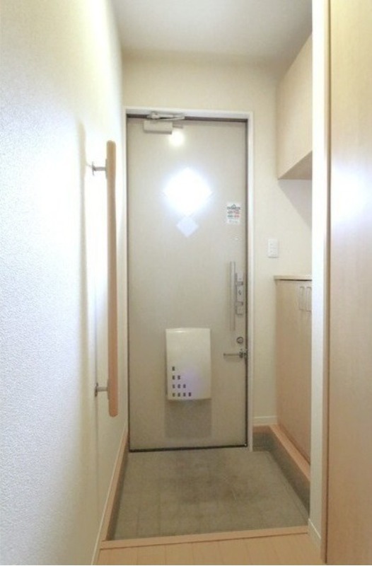 玄関　図面と現状に相違がある場合には現状を優先