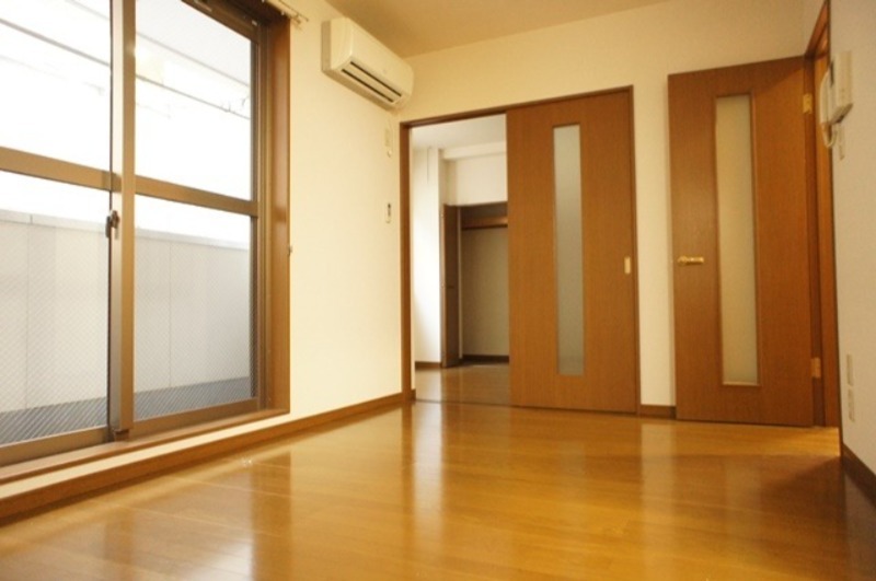 居室・リビング　図面と現状に相違がある場合には現状を優先