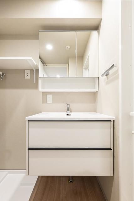 洗面設備　写真は同タイプ住居です