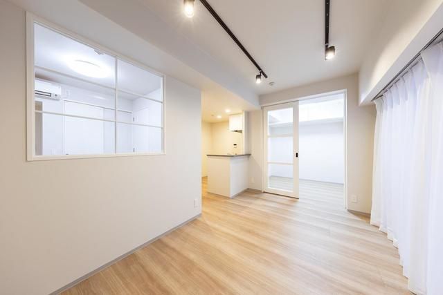 居室・リビング　写真は同タイプ住居です