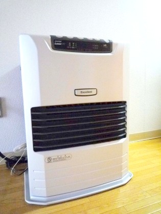 その他　☆経済的な灯油ストーブ☆