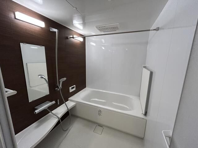 バス・シャワールーム　バス