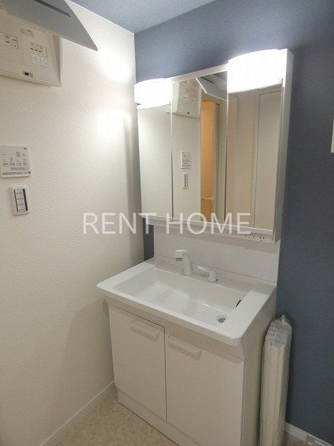 洗面設備　独立洗面台