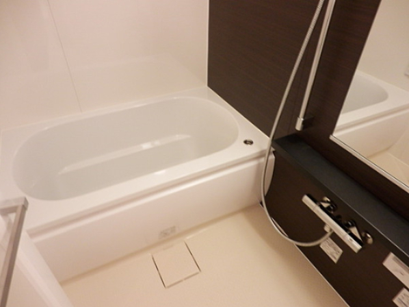 バス・シャワールーム　別部屋参考写真