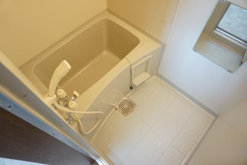 バス・シャワールーム　浴室